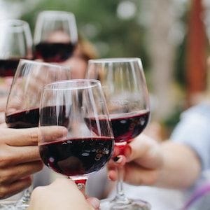 Up to 50 patrons allowed in NSW pubs, restaurants and cafes from 1 June Up to 50 patrons allowed in NSW pubs, restaurants and cafes from 1 June